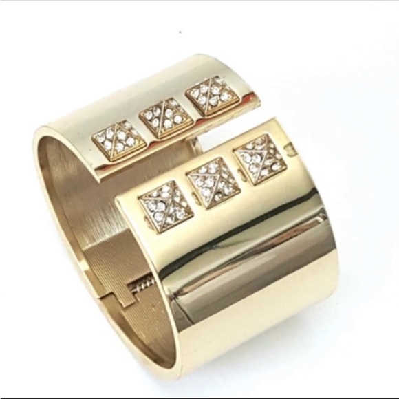 Victoria's Secret Jewelry - Vintage Victoria’s Secret SCANDALOUS Rhinestone Pyramid Gold Hinge Cuff Bracelet